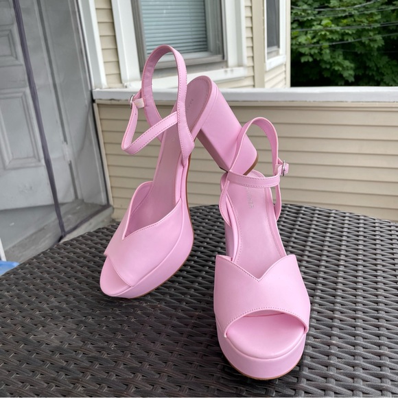 Marc Fisher Pink Dercy Peep Toe Platform Heels Size 10 - Picture 4 of 16